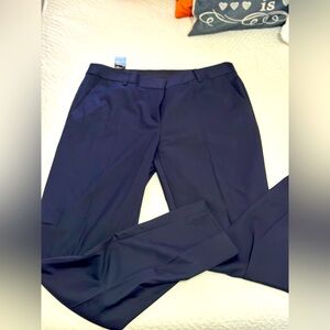 Jones New York stretch Slim through thigh tapered leg Runway Slim